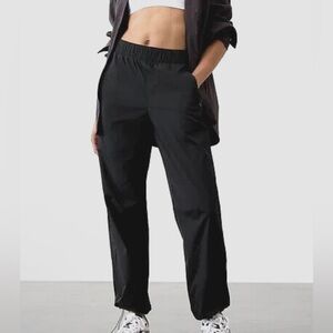 NEW Sold Out Athleta Rise Pant Black Large Petite